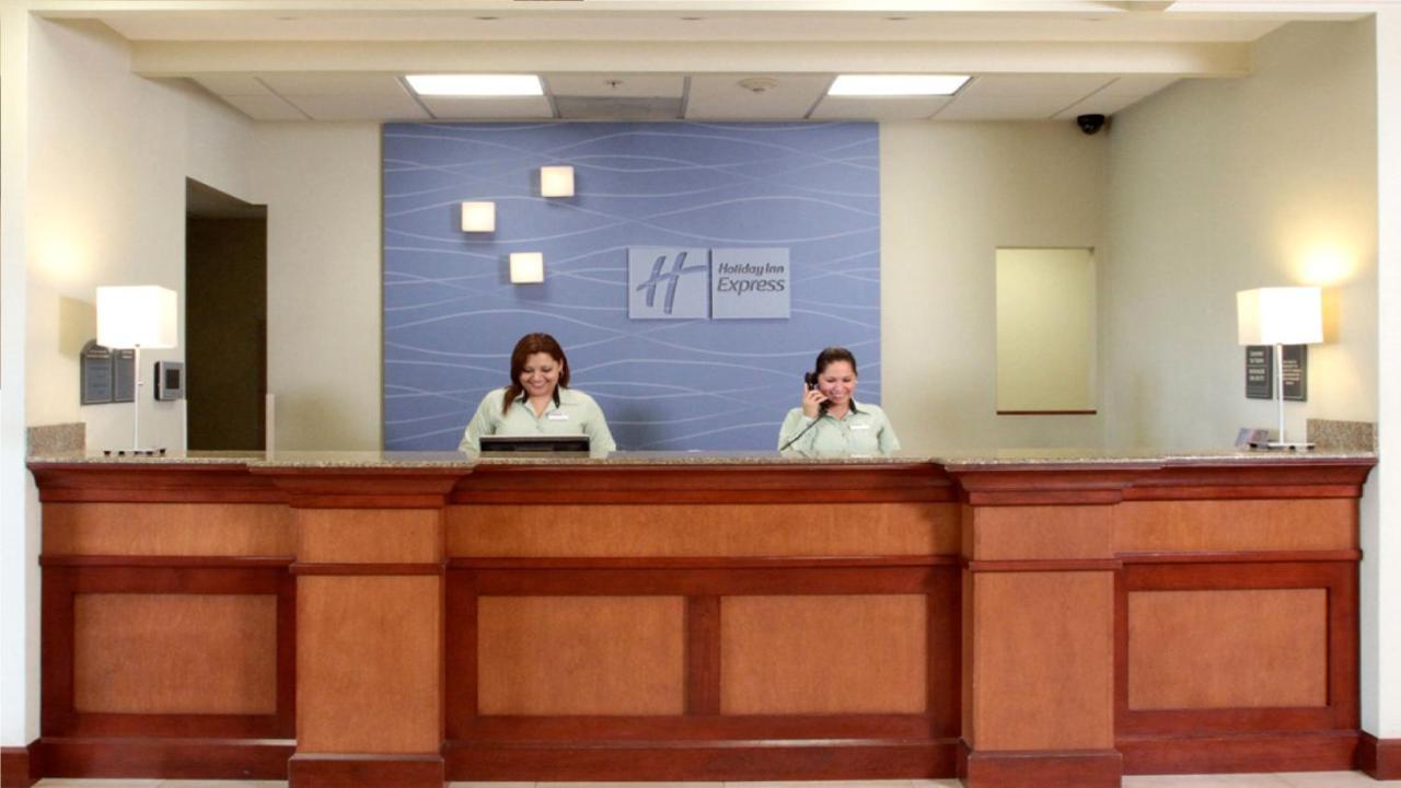 Holiday Inn Express & Suites Monterrey Aeropuerto By Ihg Apodaca Exteriör bild