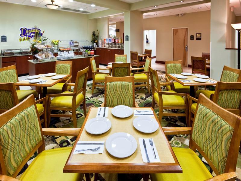 Holiday Inn Express & Suites Monterrey Aeropuerto By Ihg Apodaca Exteriör bild