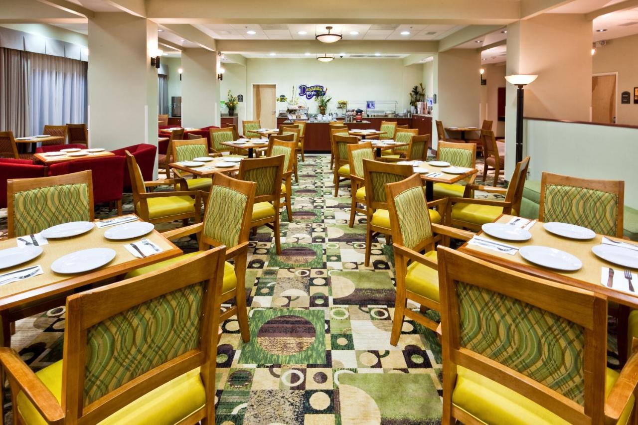 Holiday Inn Express & Suites Monterrey Aeropuerto By Ihg Apodaca Exteriör bild